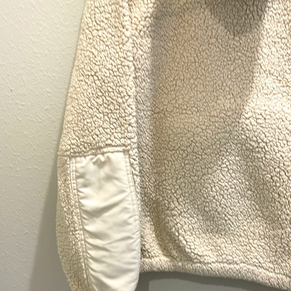 BORN FLY men’s Long sleeved fleece Large hoodie jacket. Beige color, 1/2 zip. - Picture 5 of 6